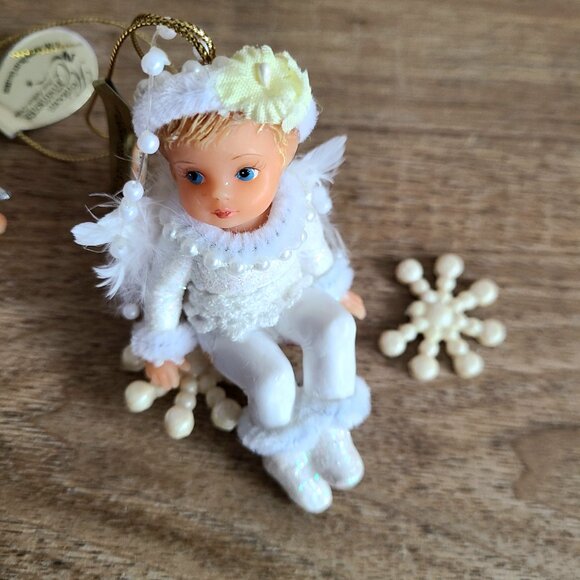 Heirloom ornaments snow angels from Ashton Drake. Christmas decorations. - Picture 10 of 15